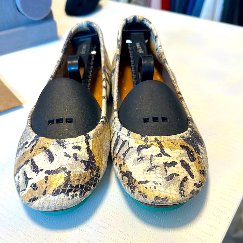 Tieks sandsnake flats